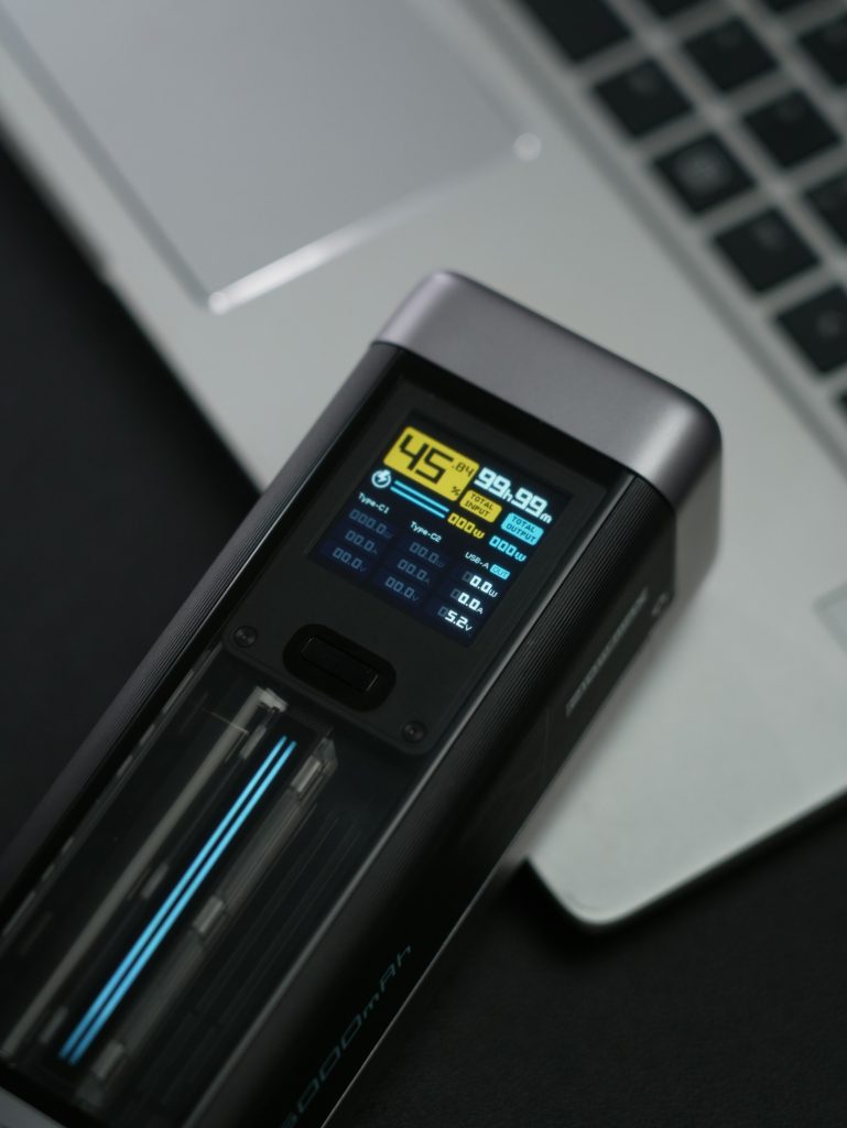 Jaki powerbank kupić? Wyświetlacz