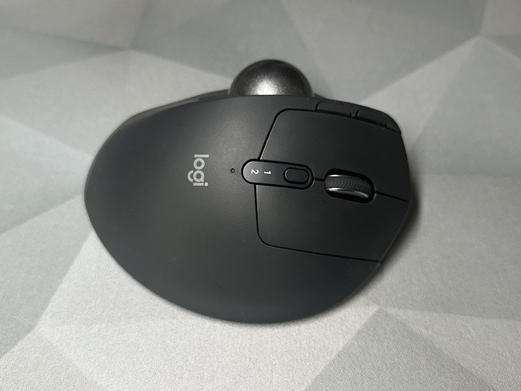 Idealna mysz do biura pod pewnymi warunkami- Recenzja Logitech MX Ergo S