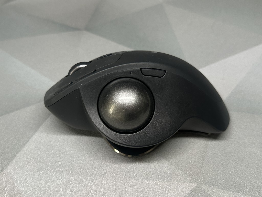 Idealna mysz do biura pod pewnymi warunkami- Recenzja Logitech MX Ergo S