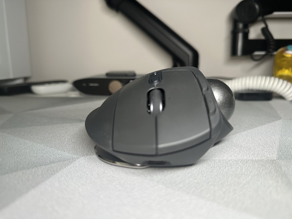 Idealna mysz do biura pod pewnymi warunkami- Recenzja Logitech MX Ergo S