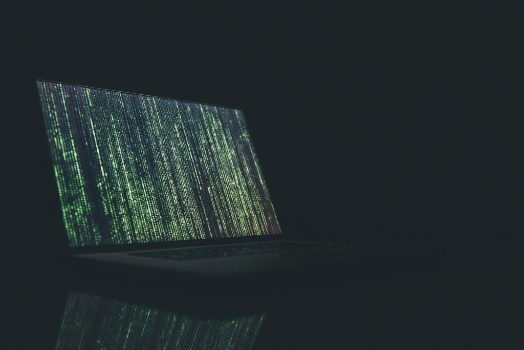 Czym jest darknet i kto może z niego korzystać? Fakty i mity