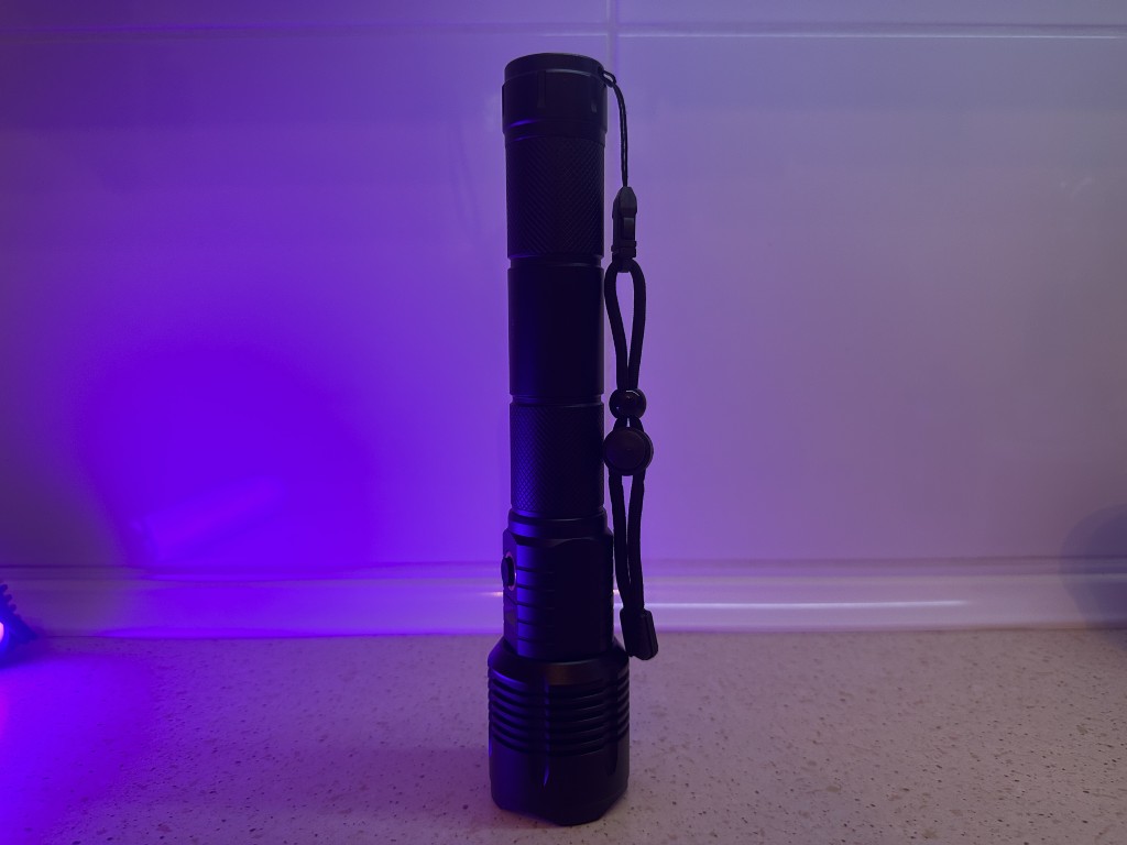 Montis MT160