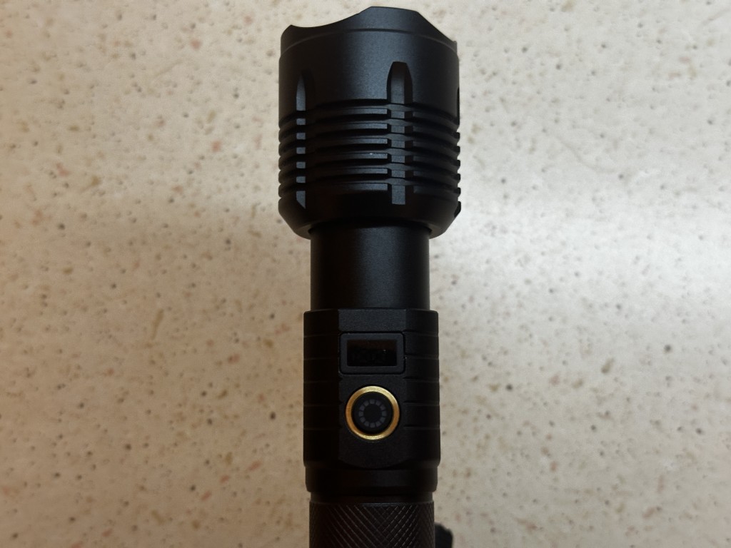 Montis MT160