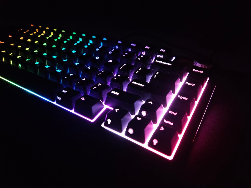 GLORIOUS GMBK 75%