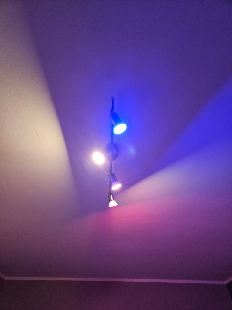 TP-Link Tapo L630