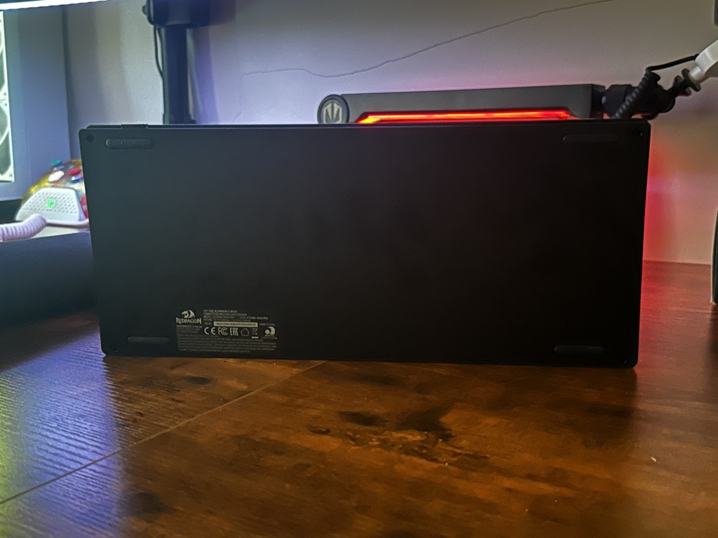 Redragon URANUS Pro 82 Custom spód