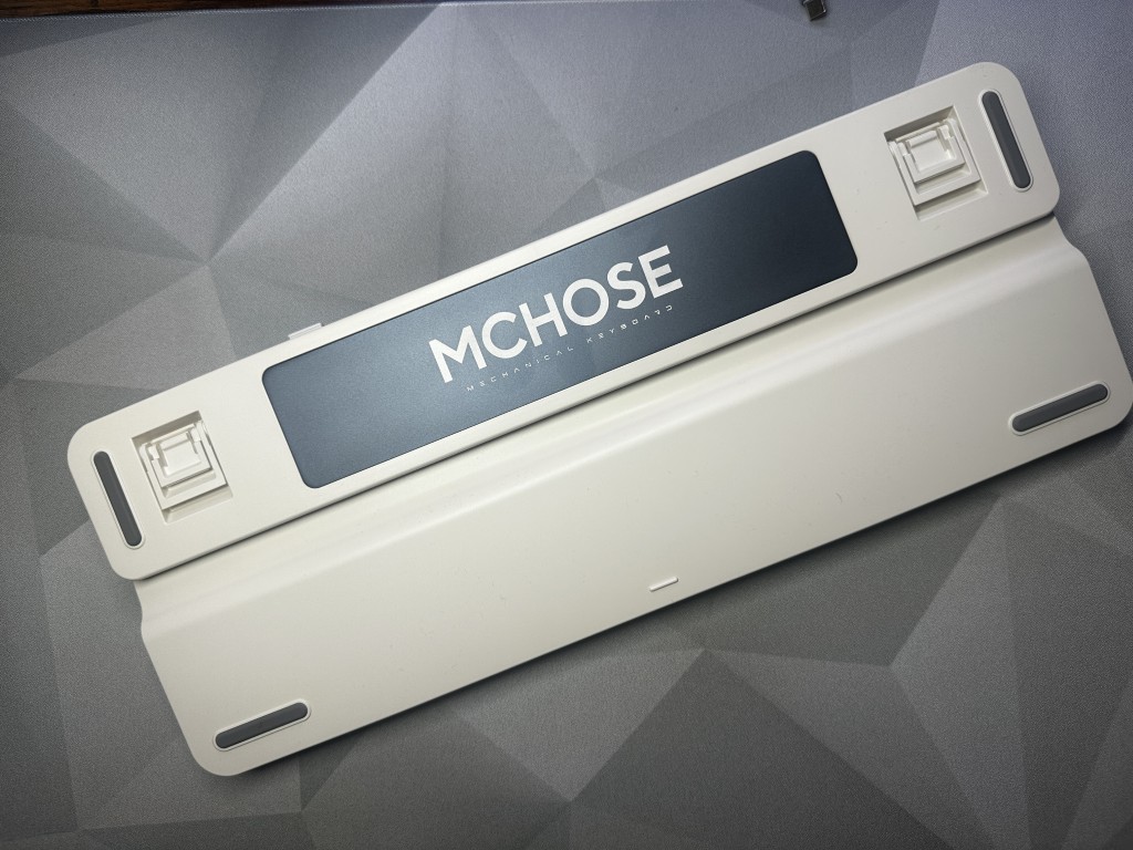 Klawiatura z RGB 360°? Recenzja Mchose K99