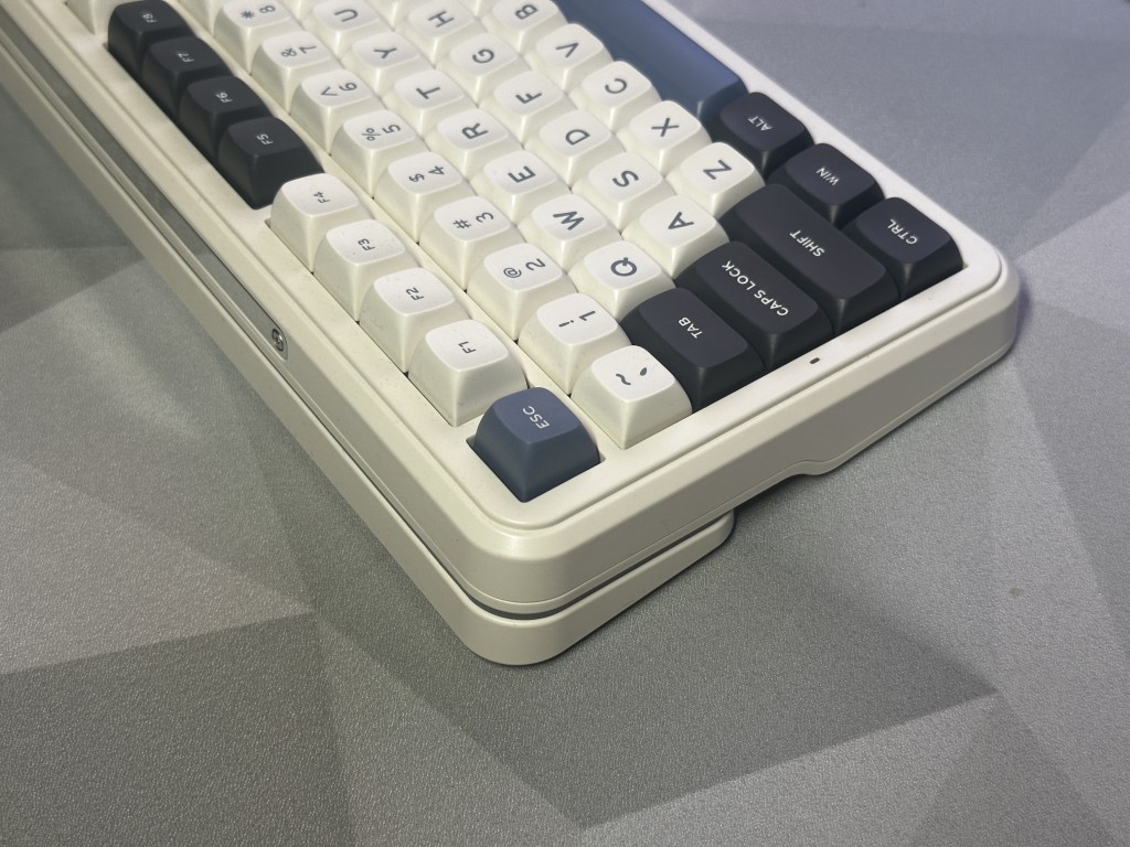 Klawiatura z RGB 360°? Recenzja Mchose K99