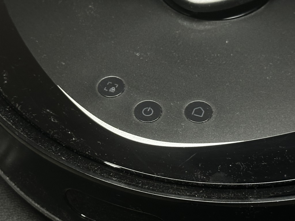 TP-Link Tapo RV30 Max Plus przyciski