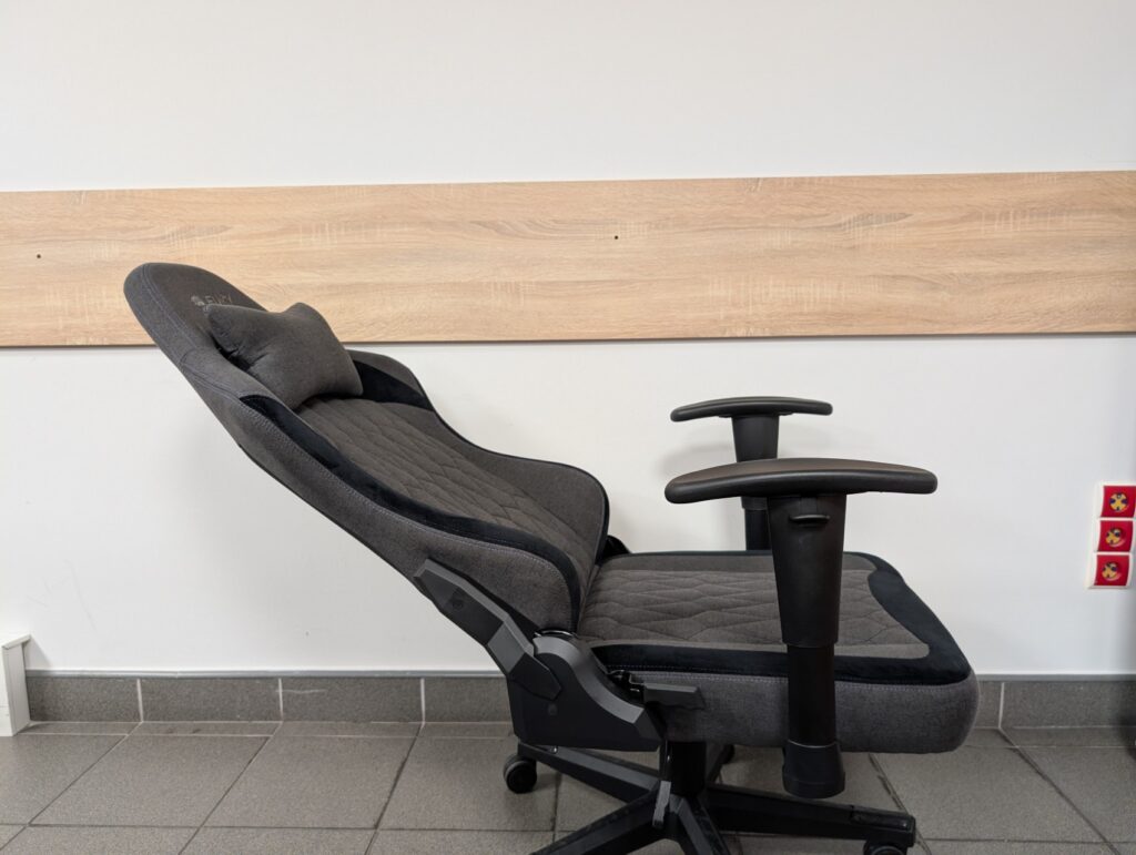 Fury Shinai S8 pochylenie