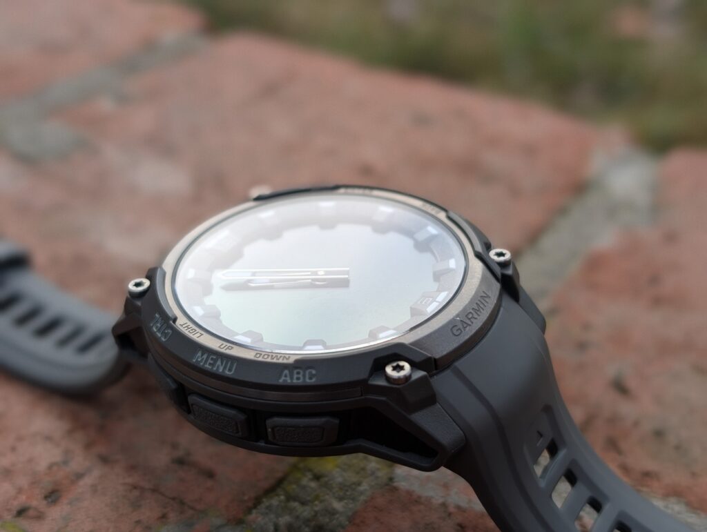 Garmin Instinct Crossover AMOLED