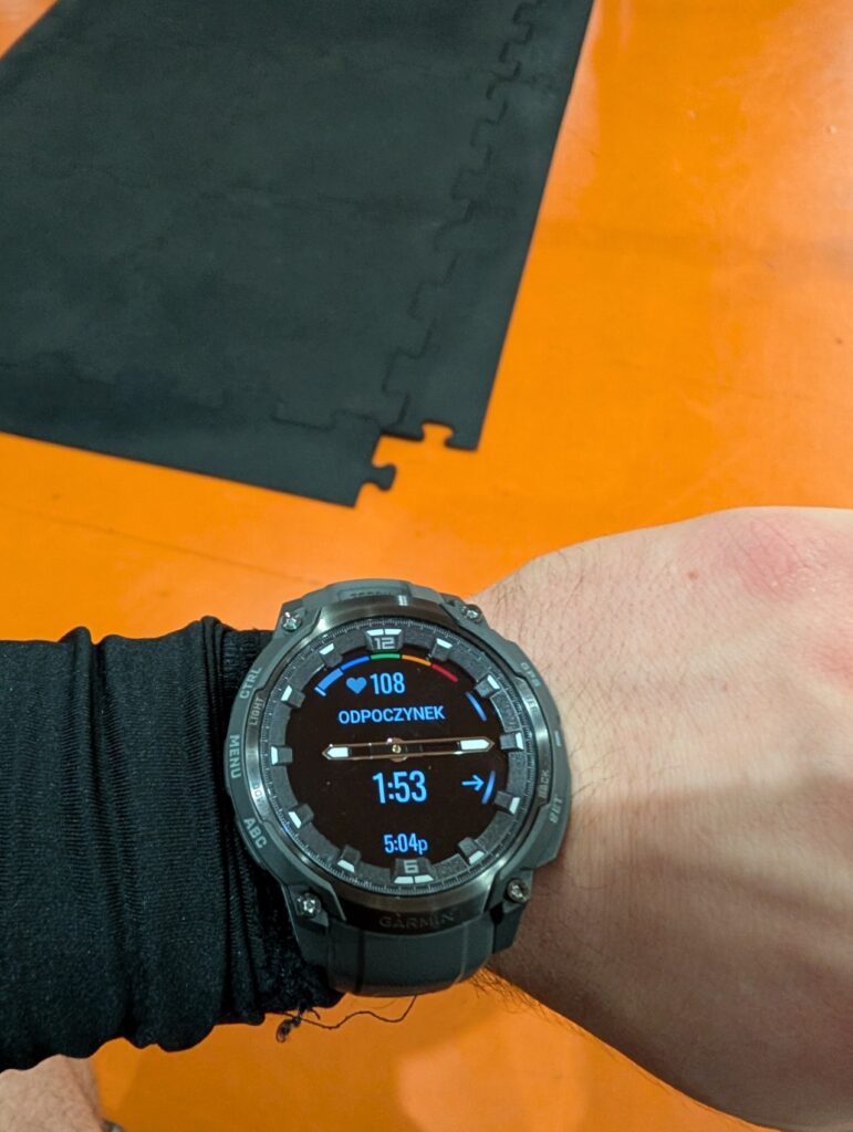 Garmin Instinct Crossover AMOLED