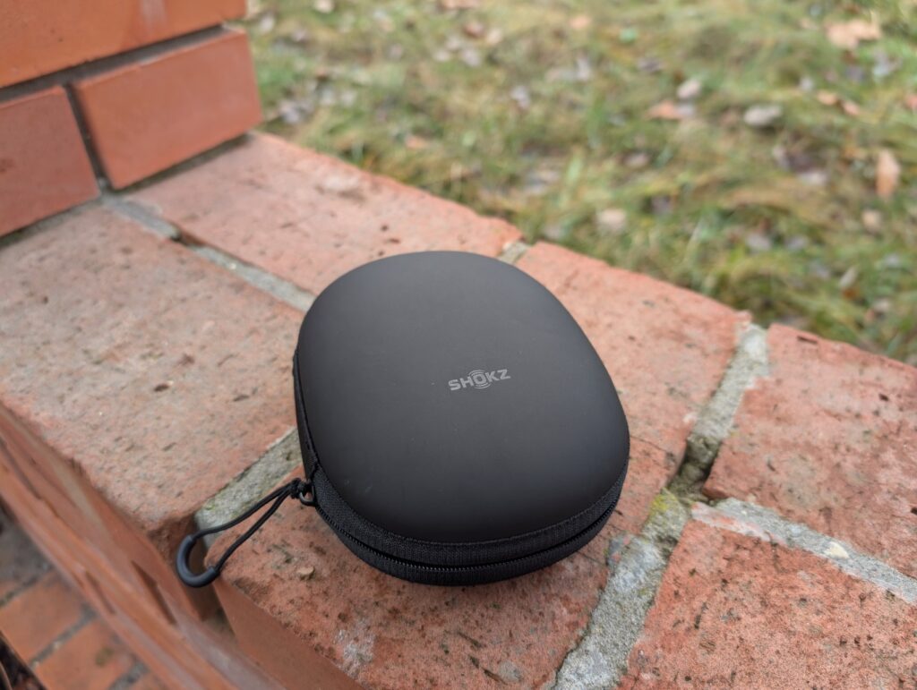 Sluchawki z przewodnictwem kostnym SHOKZ OpenRun Pro 2 case Test Shokz OpenRun Pro 2 - Słuchawki idealne na rower i nie tylko