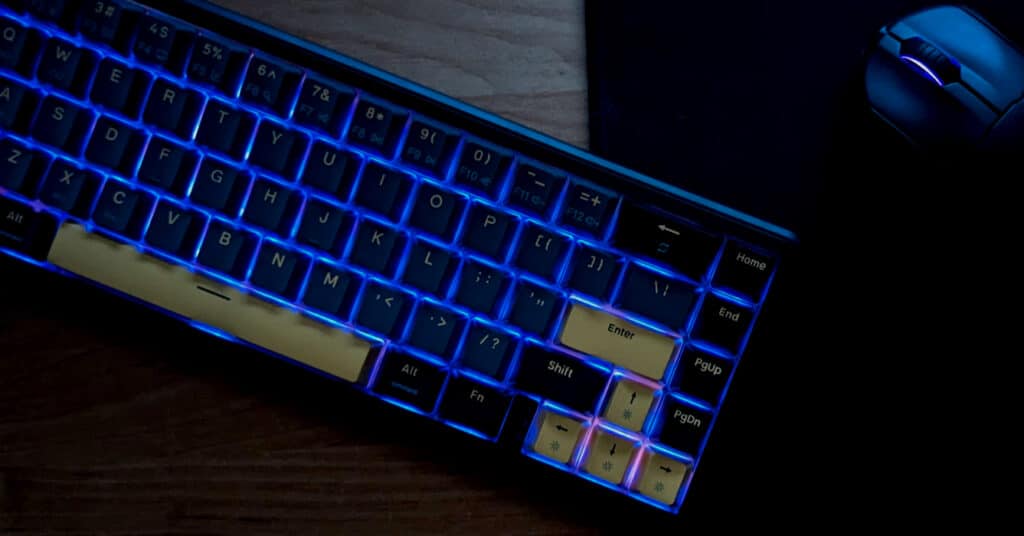 Recenzja Marvo Magma M40 – magnetyczne switche i 8000 Hz poniżej 200 zł? zlozone.net