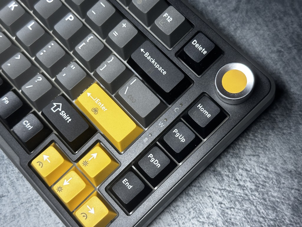 MARVO Titan 75 Wireless diody led