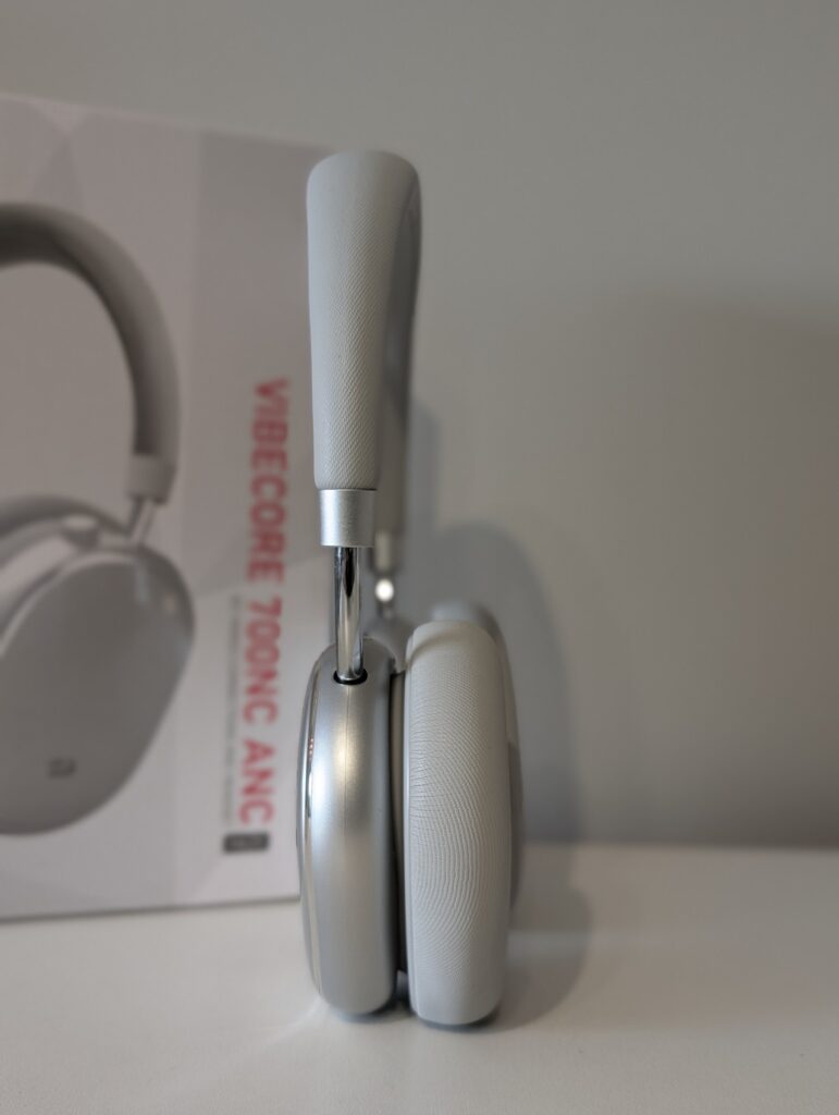 Słuchawki bezprzewodowe w kolorze szarym