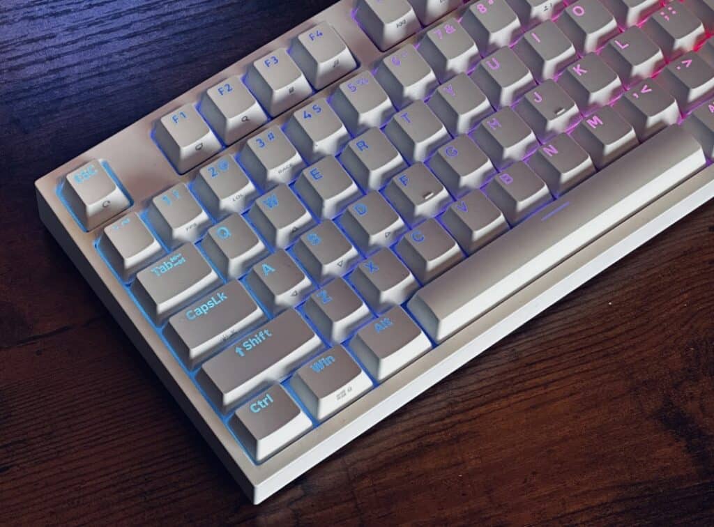 Genesis Thor 404 Full-size