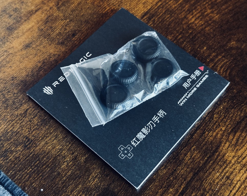 Redmagic Shadow Blade zawartosc zestawu