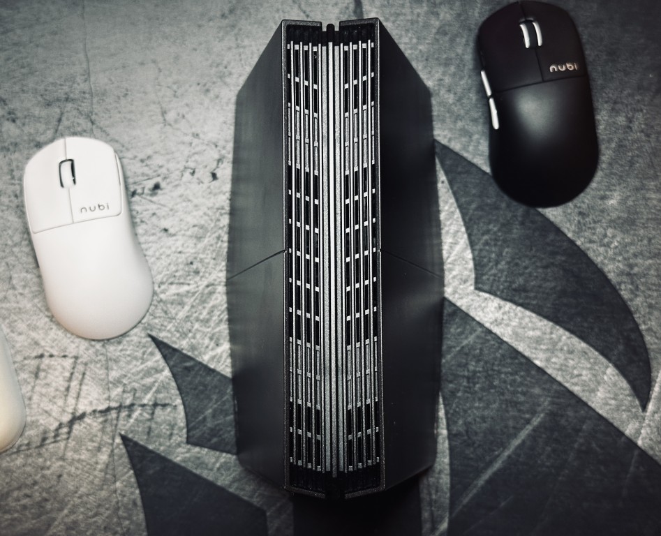 TP-Link Archer GXE75 góra