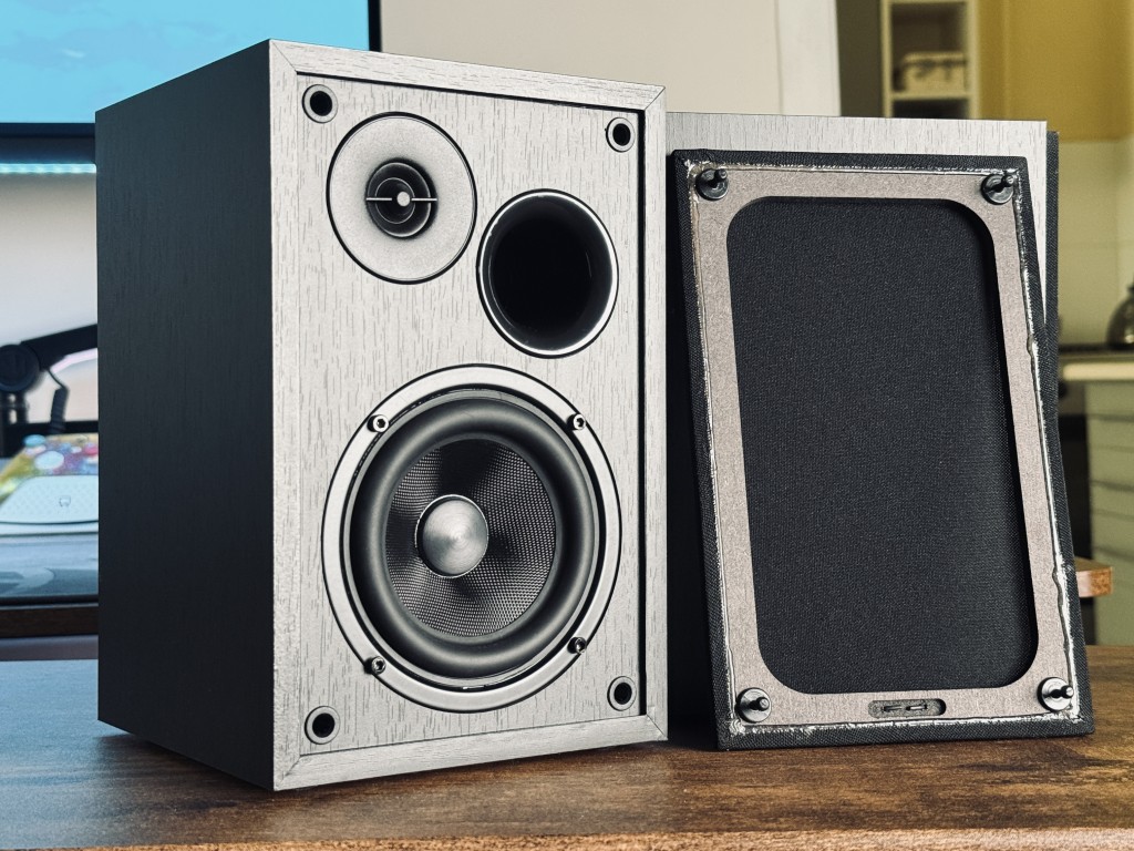Genesis Arsen 302BT