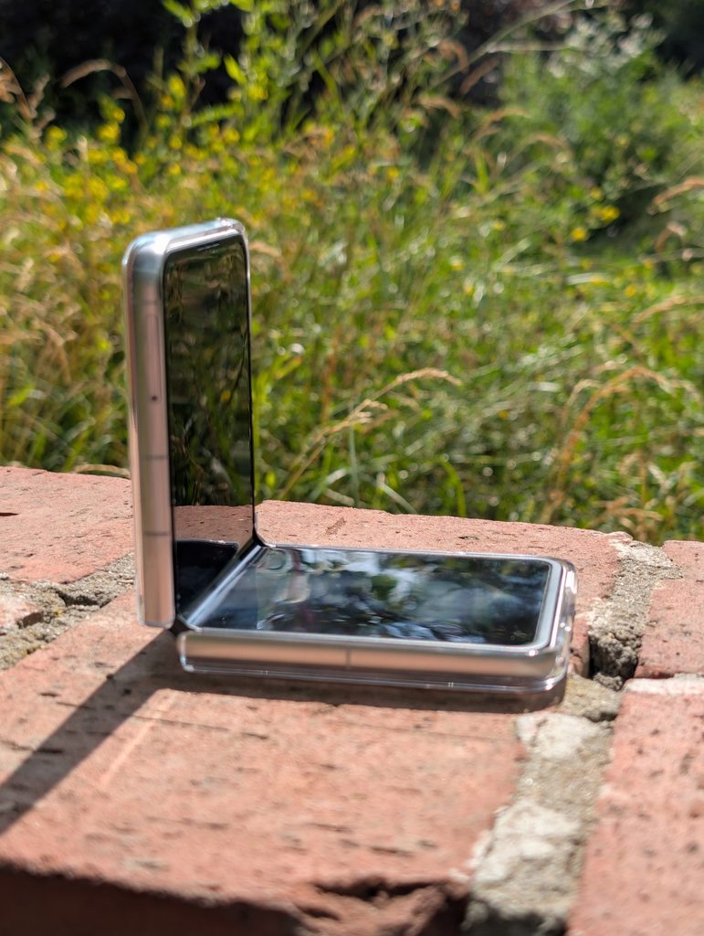 Nubia Flip 2