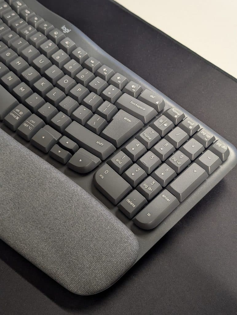 Logitech Wave Keys