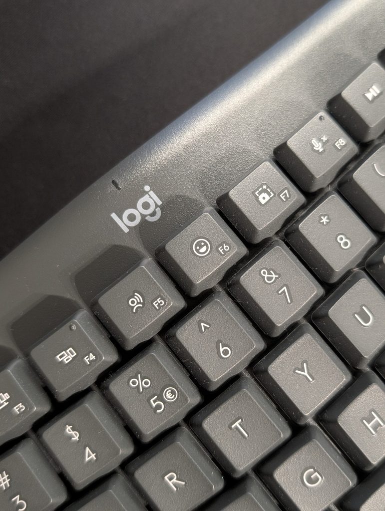 Logitech Wave Keys